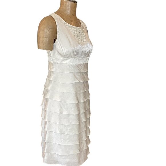 Adrianna Papell Beaded Tiered Ruffle Sleeveless Dress Sz 10 Champagne Beige 272J - Picture 3 of 10